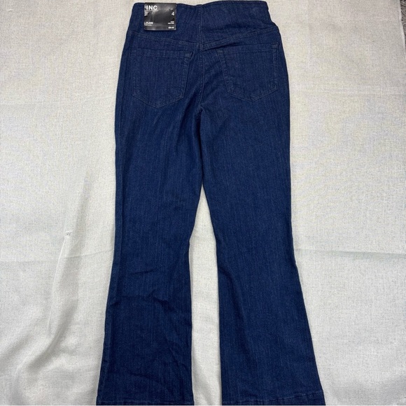 I.n.c. International Concepts Women's High-Rise Pull-on Flared Cropped Jeans 4 - Picture 3 of 7